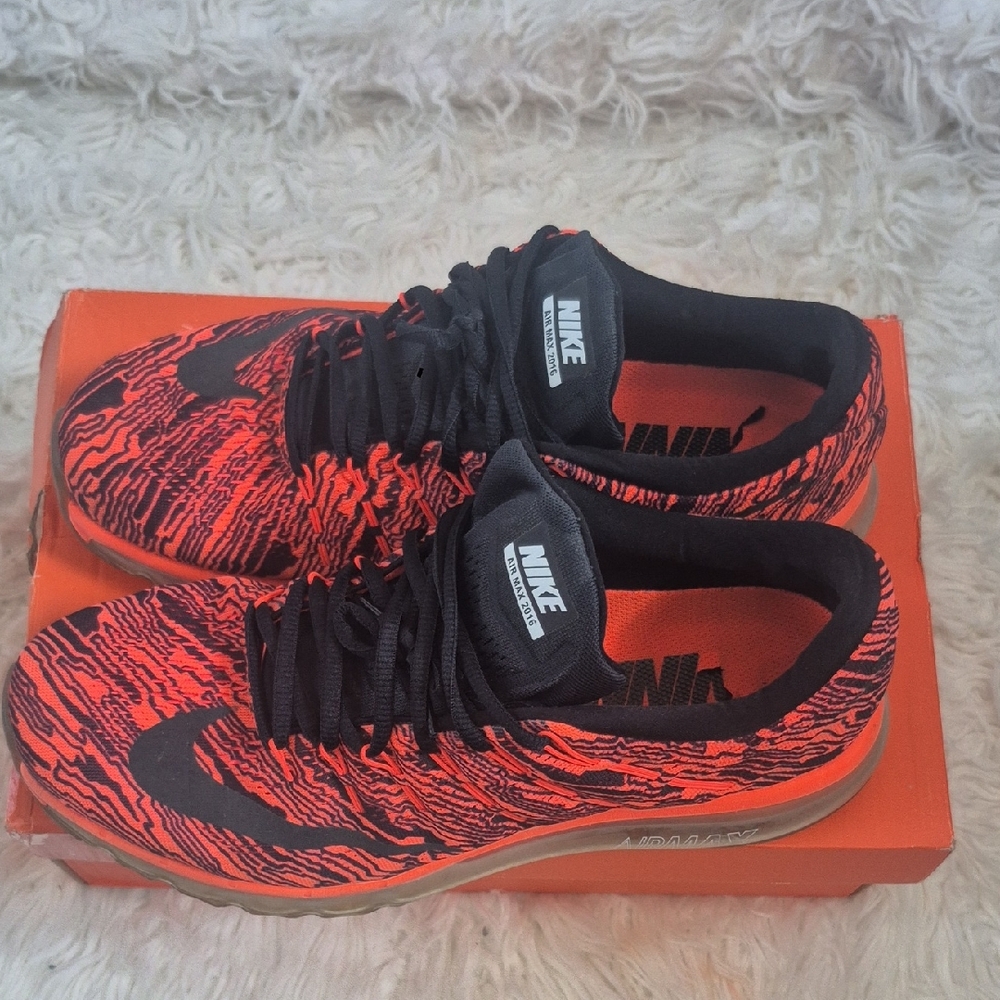 Nike Air Max 2016 Print Black and Orange Sneaker